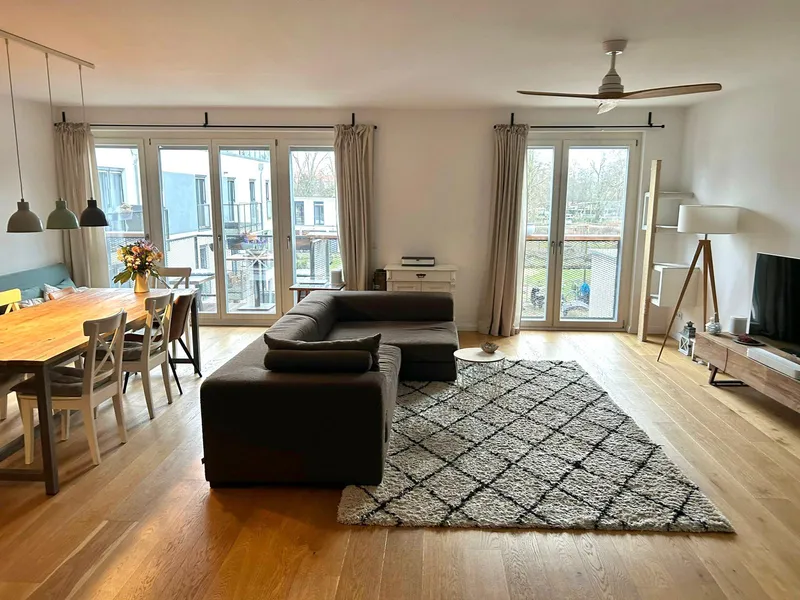 Geräumige 4-Zimmerwohnung zentral in Köpenick — photo 1